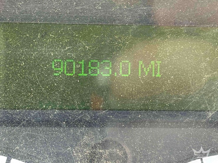2017-freightliner-m2-106-image-6