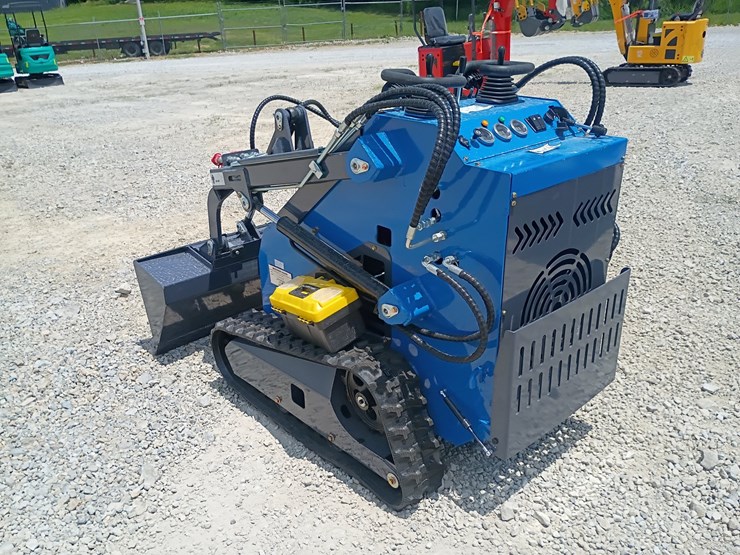 #l63-010-•-2026-zjg-380-mini-skid-steer-image-2