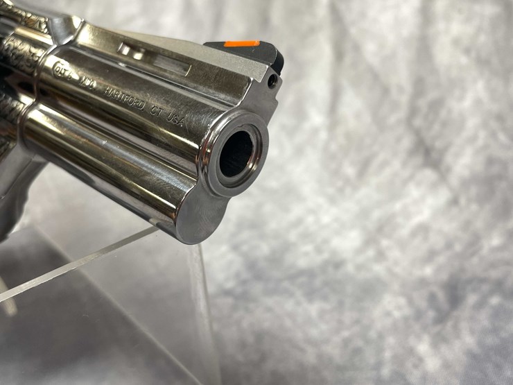 #10849-•-colt-python,-357-mag-revolver,-sn:-py283505-image-9
