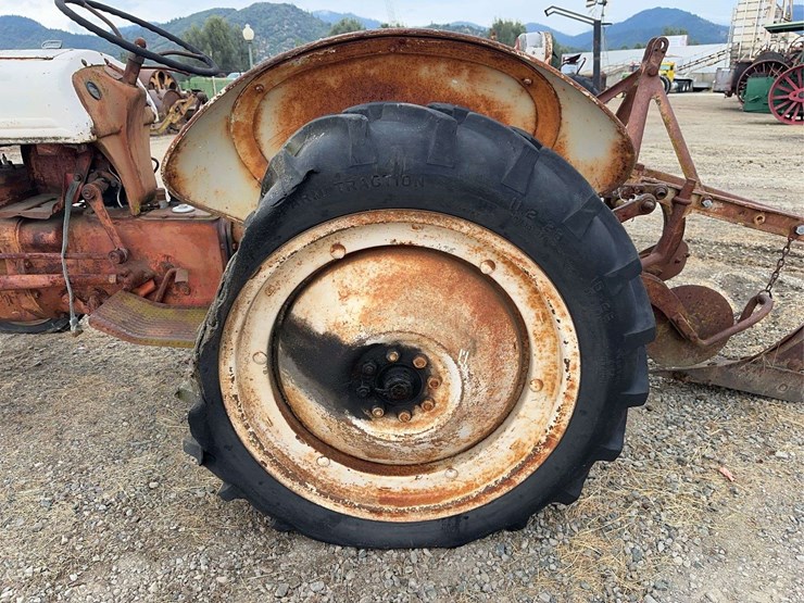 ford-8n-image-46