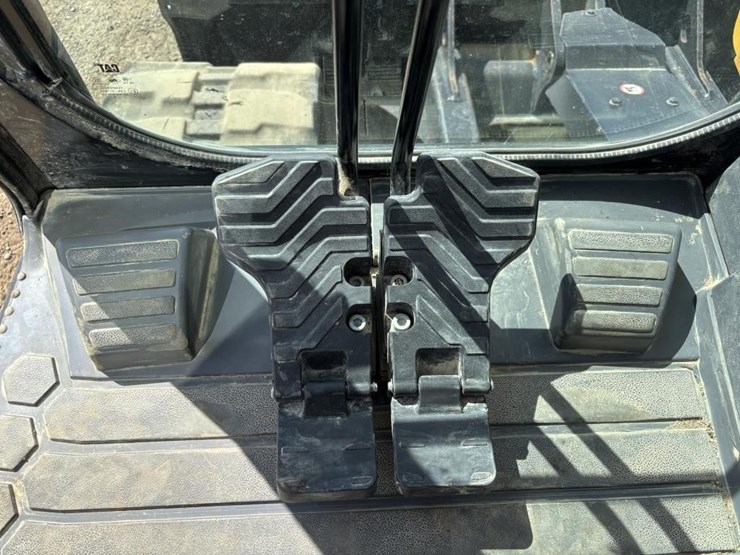 2021-caterpillar-308cr-image-40