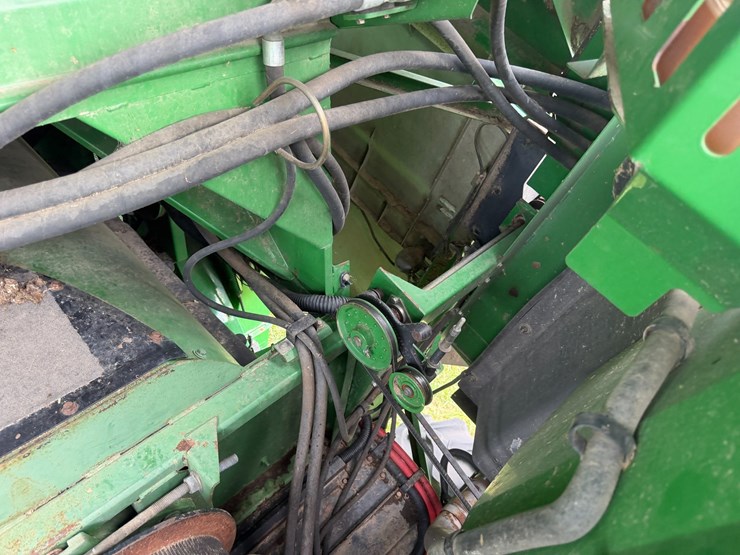 2011-john-deere-9770-sts-image-97