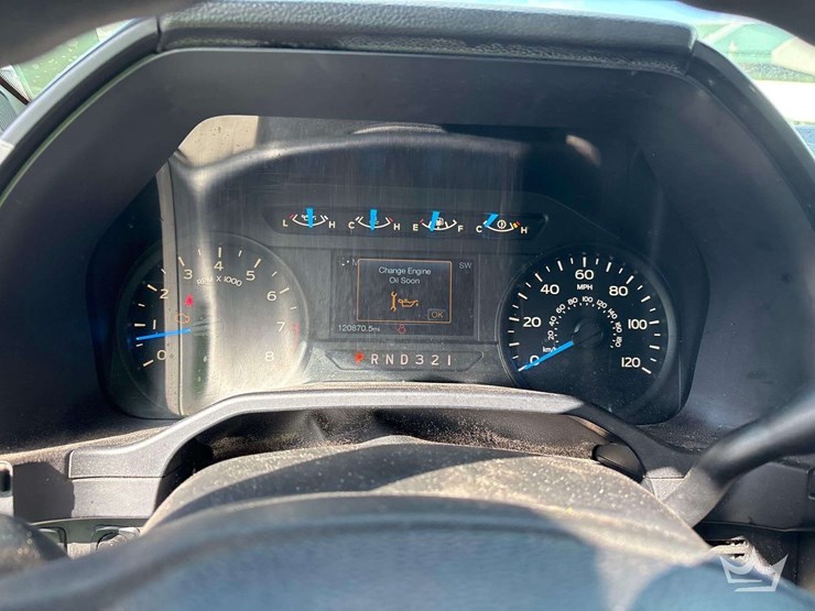 2017-ford-f150-image-16
