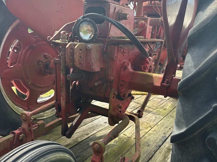 #28-•-farmall-model-super-c-image-10