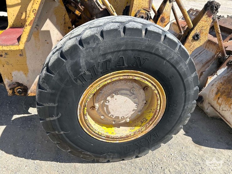 1978-caterpillar-930-image-24