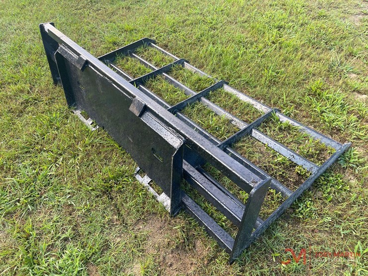 new-72"-land-plane-skid-steer-attachment-image-3