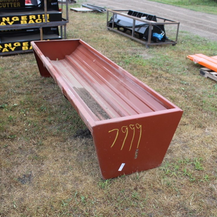 #7999 • cattle feeder