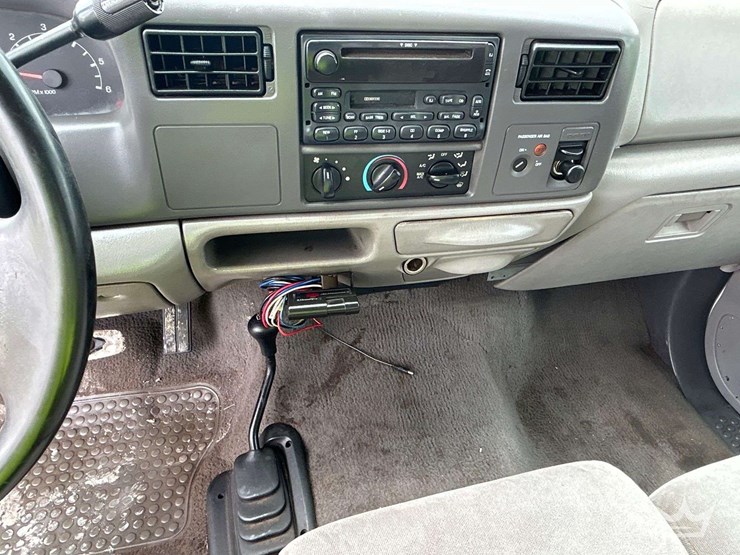 1999-ford-f350-image-17