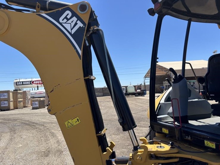 2007-caterpillar-420e-image-25