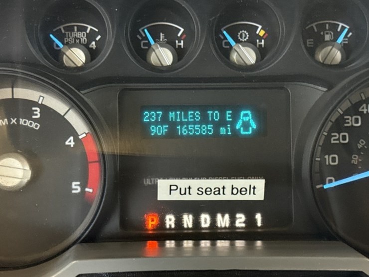 2015-ford-f550-image-25