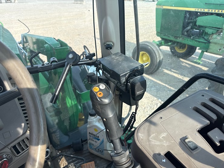 john-deere-6125m-image-47