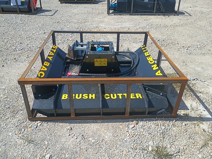 #l66-022-•-agt-brushcutter-excavator-attachment-image-7