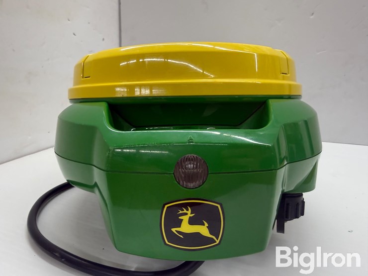 john-deere-7000-image-2