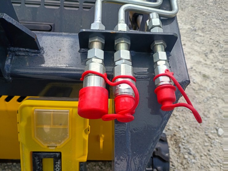 #l63-006-•-2026-zjg-380-mini-skid-steer-image-18
