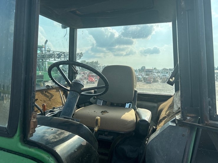 john-deere-4630-image-45