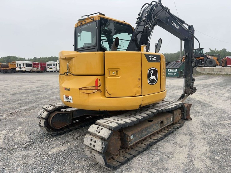 2021-deere-75g-image-5