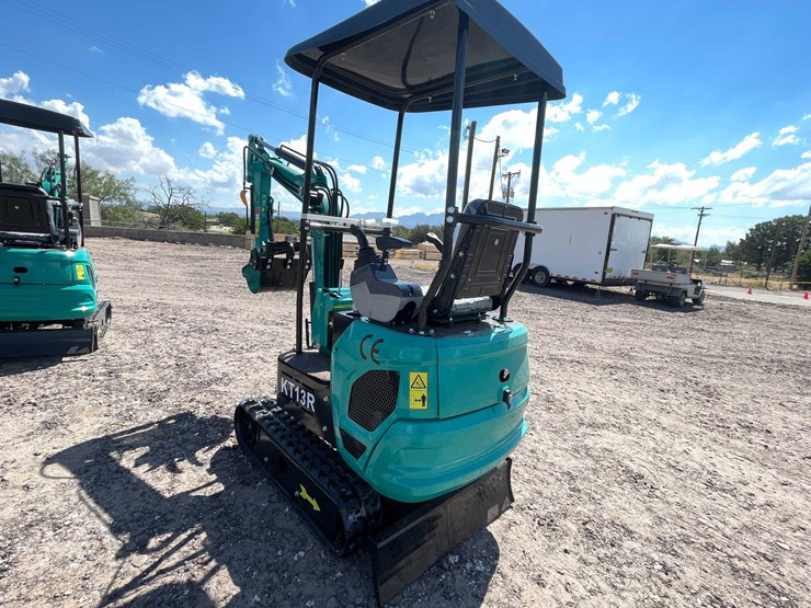 #2457-•-2026-cfg-kt13r-mini-excavator-image-3