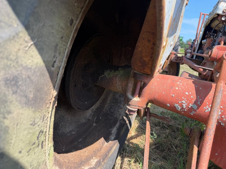 ford-tractor-image-12