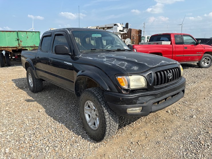 2003-toyota-tacoma-image-2