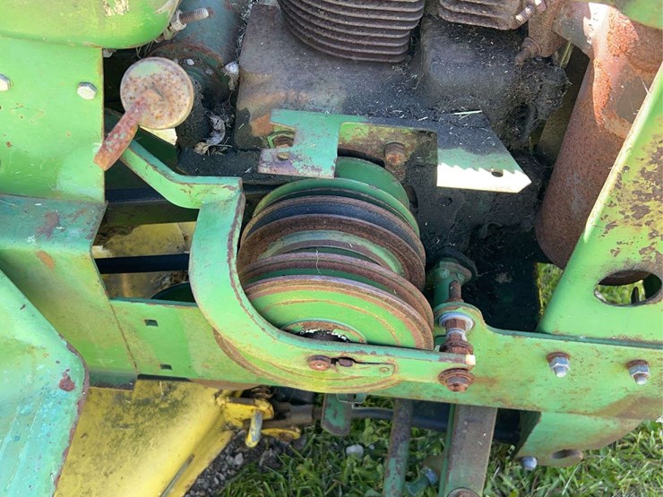 john-deere-112-image-25