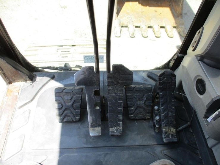 2012-caterpillar-336e-image-14