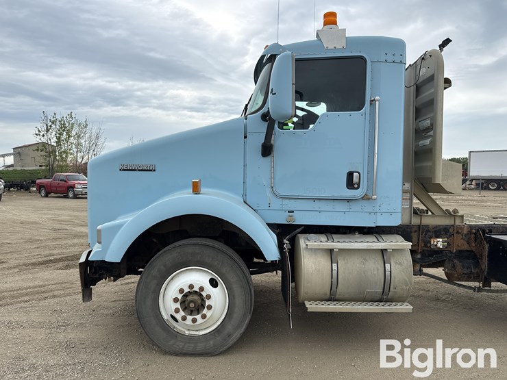 2007-kenworth-t800-image-9