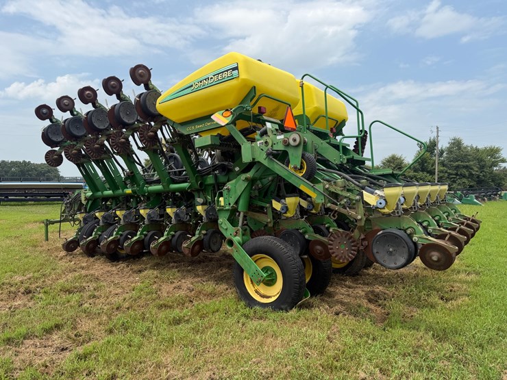 john-deere-1790-image-4