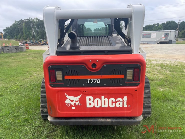 2019-bobcat-t770-image-10
