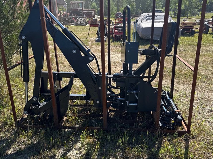 #2258-•-agt-skidsteer-mount-backhoe-image-4