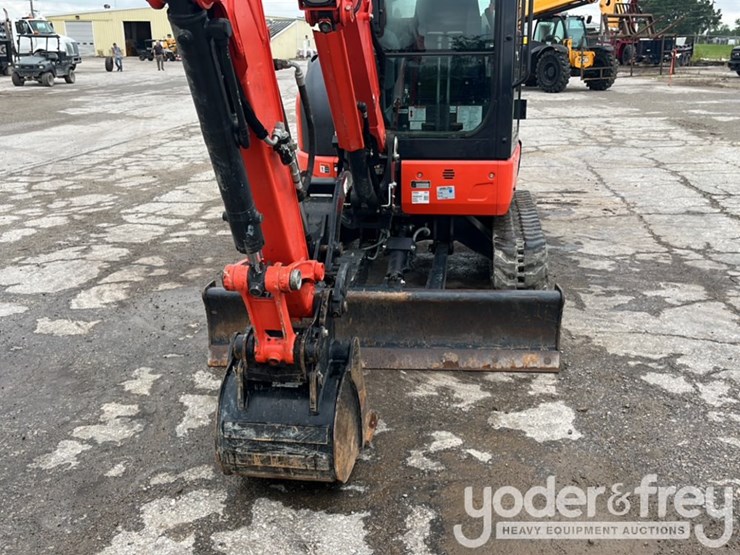 2022-kubota-u35-image-16