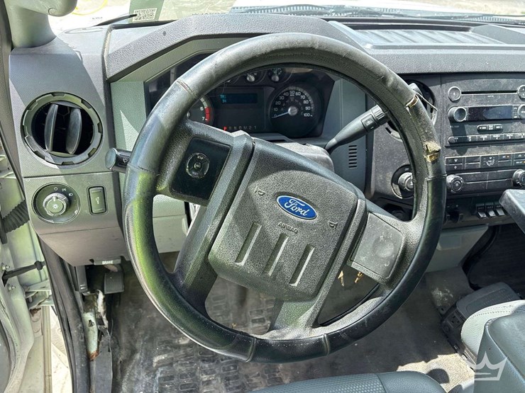 2012-ford-f250-image-19