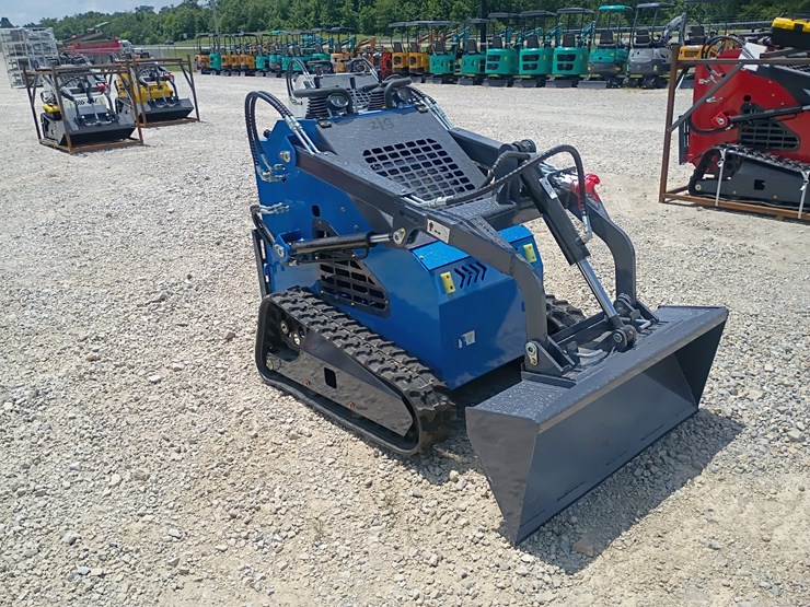 #l63-010-•-2026-zjg-380-mini-skid-steer-image-6