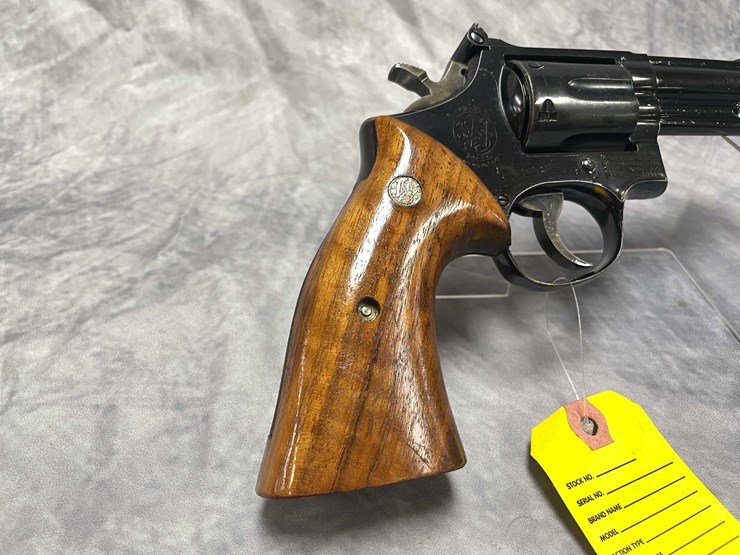 #10855-•-smith-&-wesson-19-2,-357-mag-revolver,-sn:-k714865-image-4