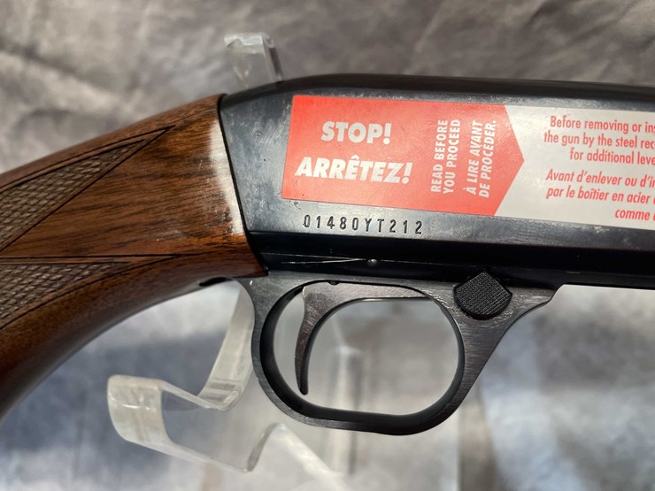 #10348-•-browning-22-lr-semi-auto-rifle,-sn:-01480yt212-image-13