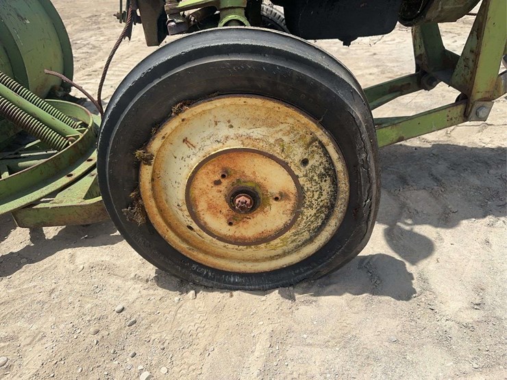 john-deere-m-image-39