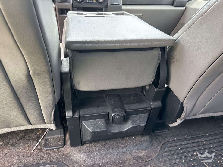 2017-ford-f350-image-26
