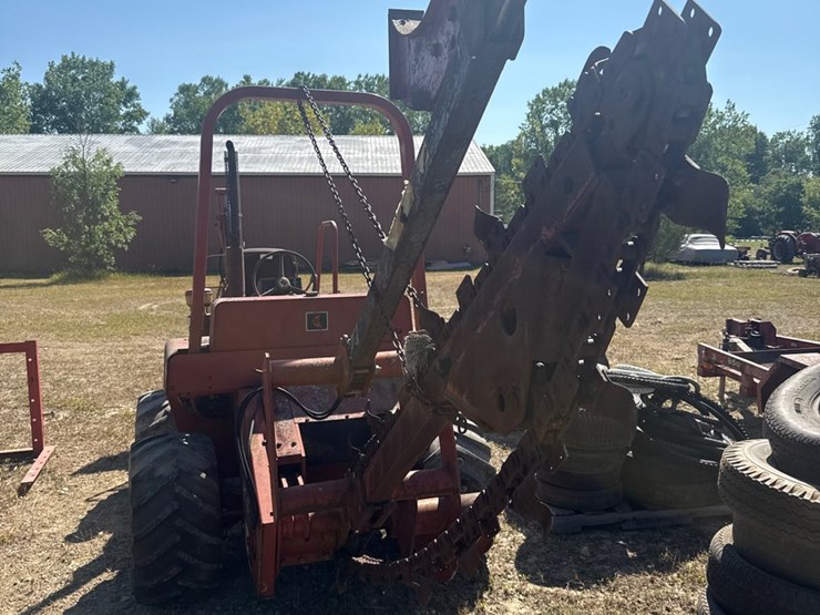ditch-witch-3210-image-9