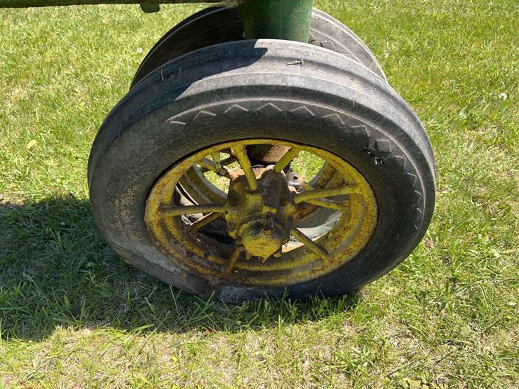 john-deere-b-image-19