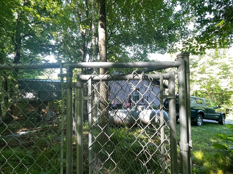 #6181-•-dog-kennel-image-4