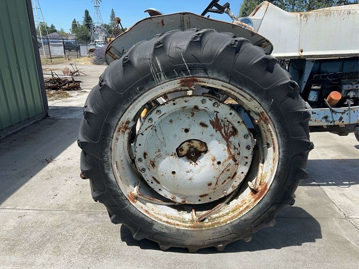 ford-6000-image-47