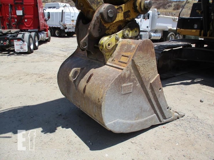 2012-caterpillar-336e-image-16