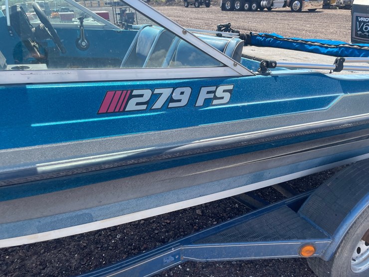 #2151-•-1989-stratos-bass-boat-and-stratos-trailer-image-47