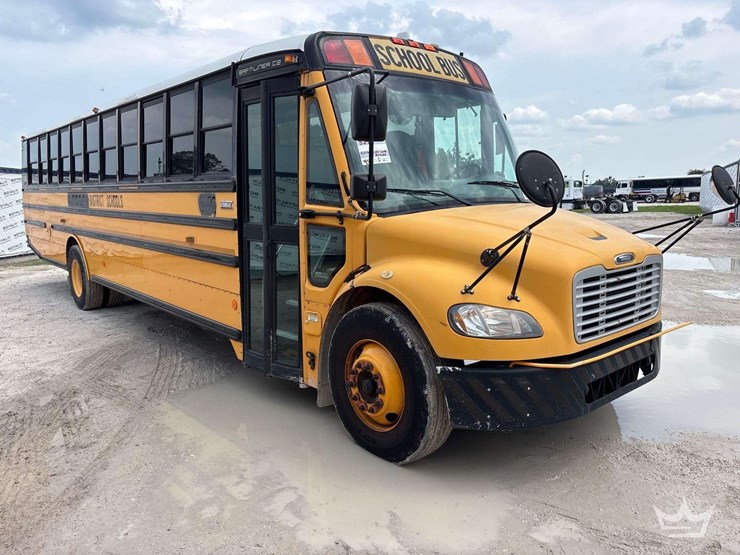 2016-freightliner-b2-image-2
