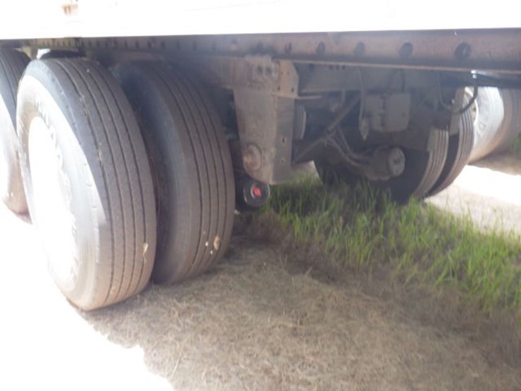 2013-utility-3000r-image-9
