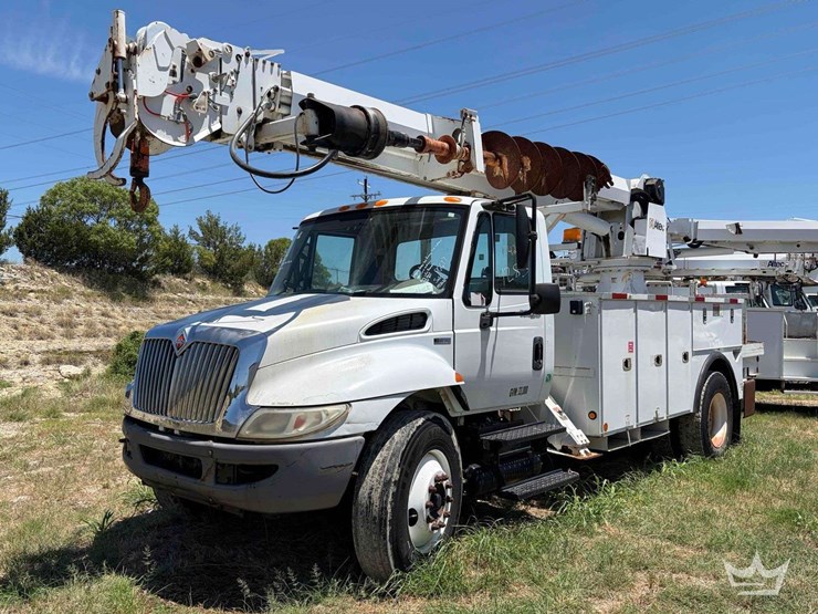 international-durastar-4300-image-1