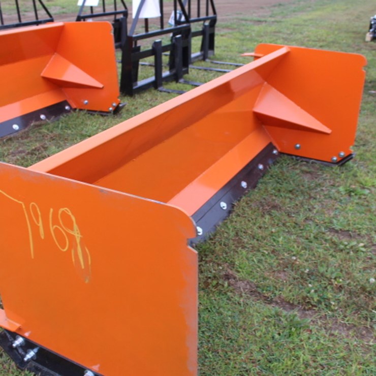 #7969 • 96in snow pusher with steel blades