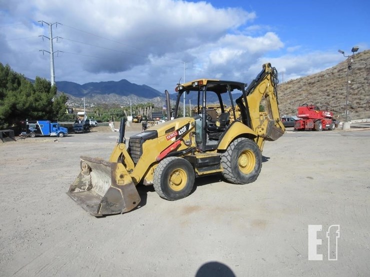 2013-caterpillar-420f-image-1