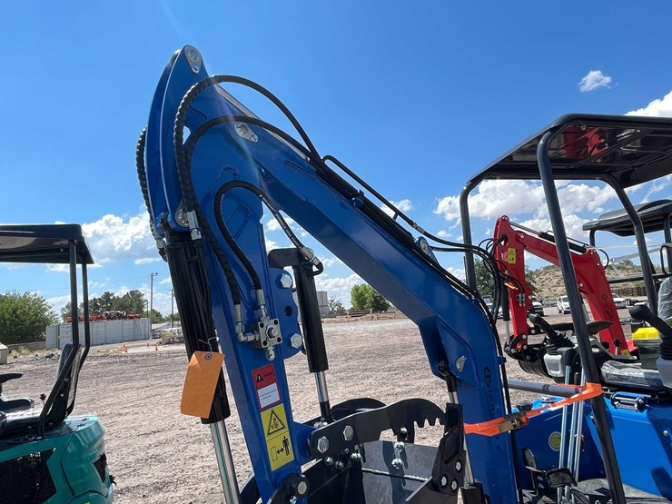 #2450-•-2026-cfg-dm20ym-mini-excavator-image-25