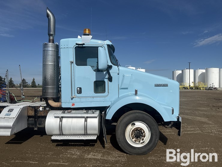 2008-kenworth-t800-image-10