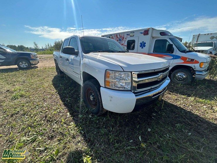 2009-chevrolet-silverado-1500-image-2